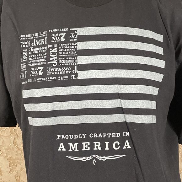 Genuine Jack Daniel’s Black T-shirt Proudly Crafted in America Logo Flag L - Picture 2 of 9